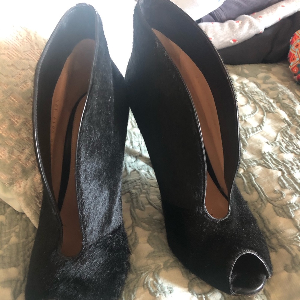 Gianvito Rossi Milano black horsehair shoes